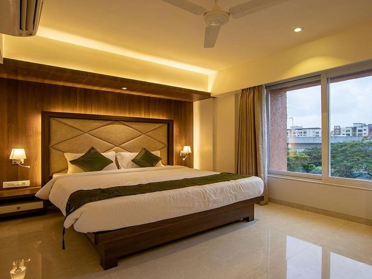 Hotel Laxvas Thane Buitenkant foto