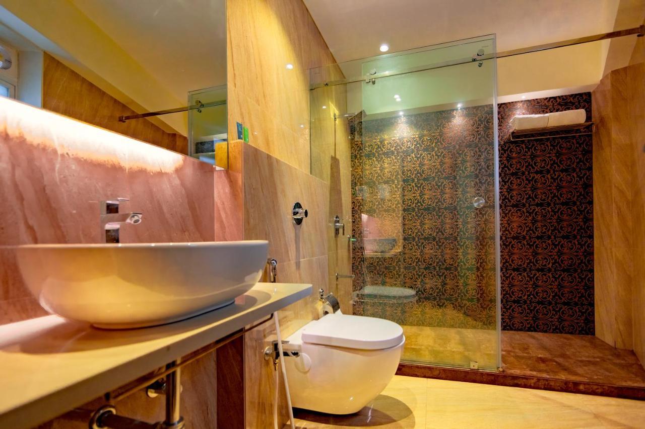 Hotel Laxvas Thane Buitenkant foto